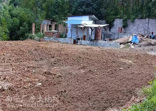 （已成交）邕武路山渐青附近约1500平米空场地招租